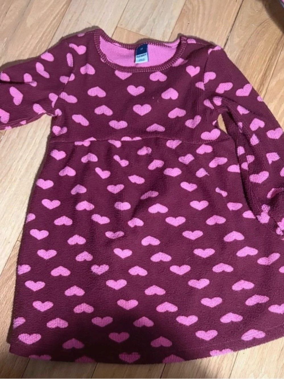 Old Navy 2T Girls' Heart Knit Dress